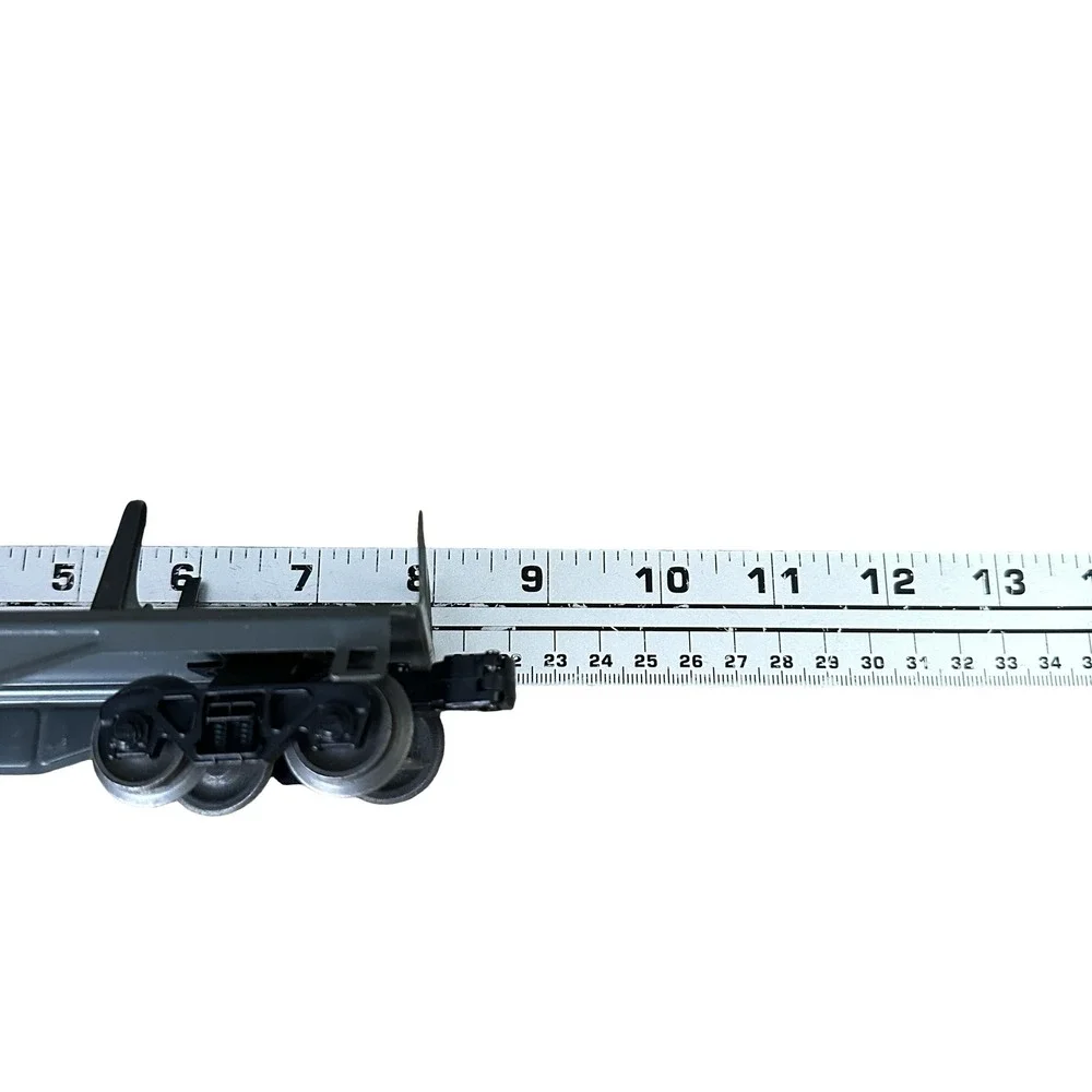 Lionel O Gauge Gray Flatcar with 3 Wooden Logs Postwar Style Model Train Car